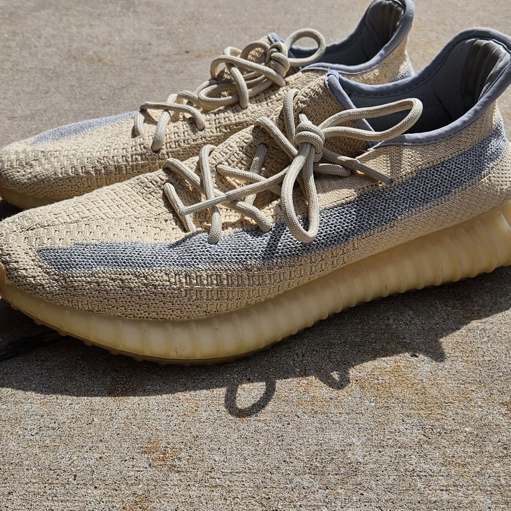 Yeezy Boost 360 Linens